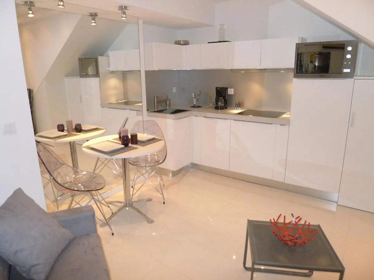 Nice Village1 Ap2087 By Riviera Holiday Homes France